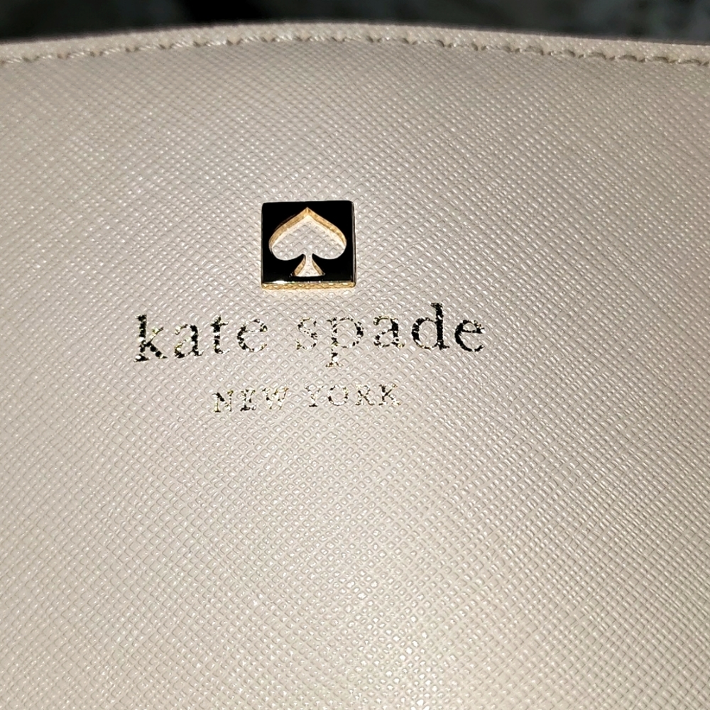 Kate Spade Large tote - Picture 7 of 9